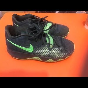 Nike KobeBryant basketball shoe